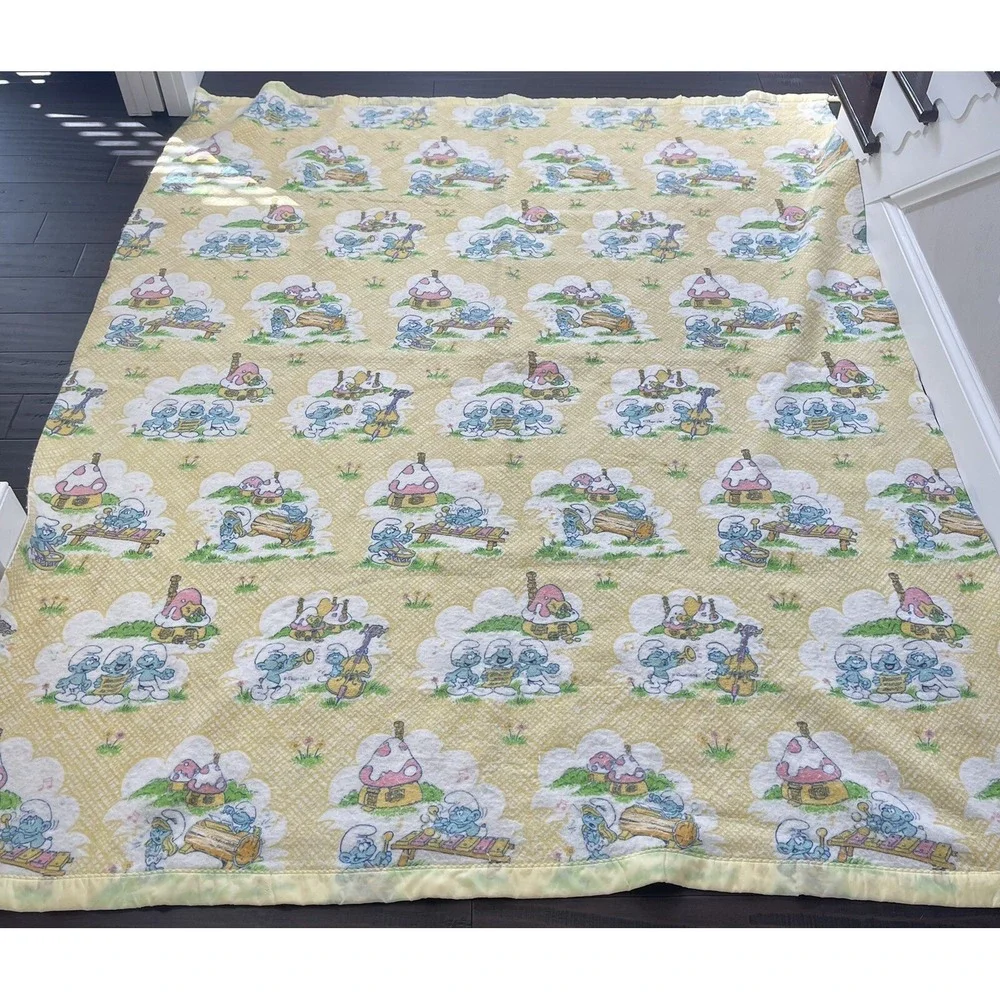 Smurfs Full Blanket Yellow Acrylic Satin Edge Vintage Made in USA 87 x 69 READ